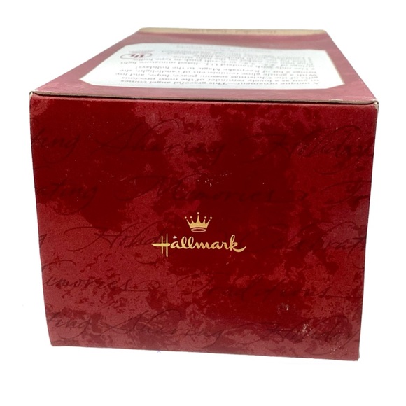 Hallmark 1997 “Glowing Angel” Lighted Christmas Ornament (NWT) - Picture 8 of 9